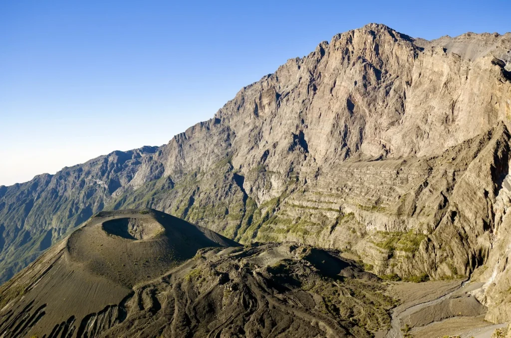 Mount-Meru-Mateys-Tours